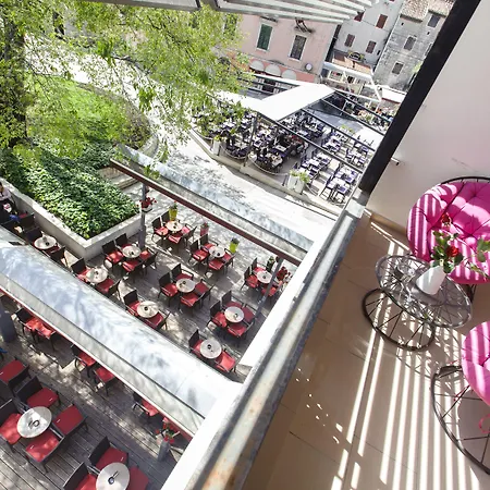 Teatrin Гостевой дом Сплит