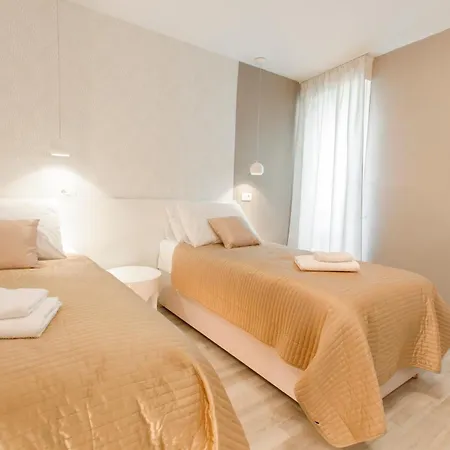 Teatrin Гостевой дом Сплит