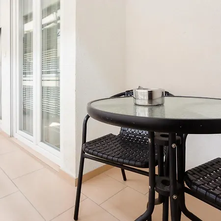 Teatrin Guest house 4*