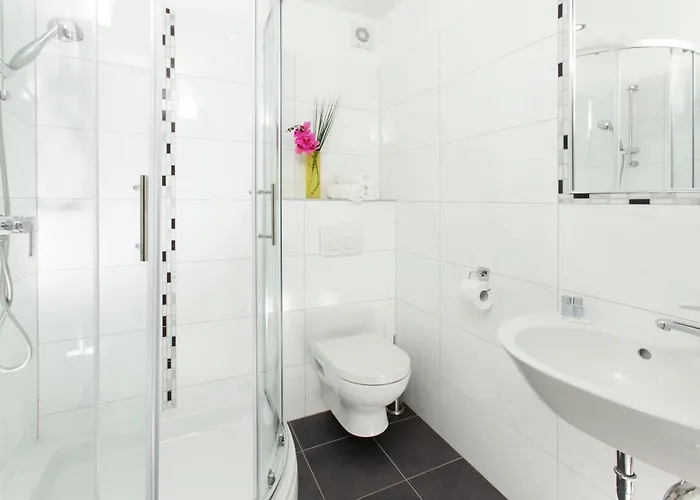 Guest house Teatrin 4*